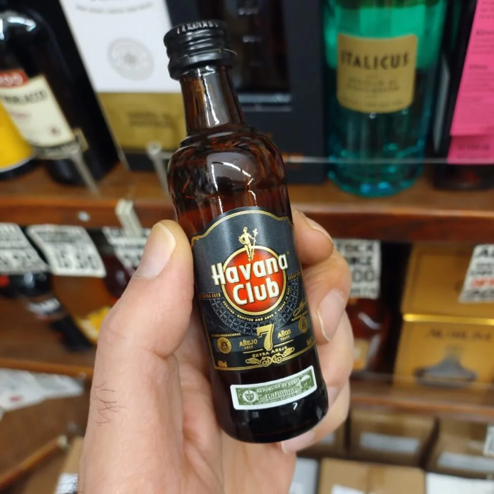 Havana Club 7 Y.O. Miniatures: vista principale